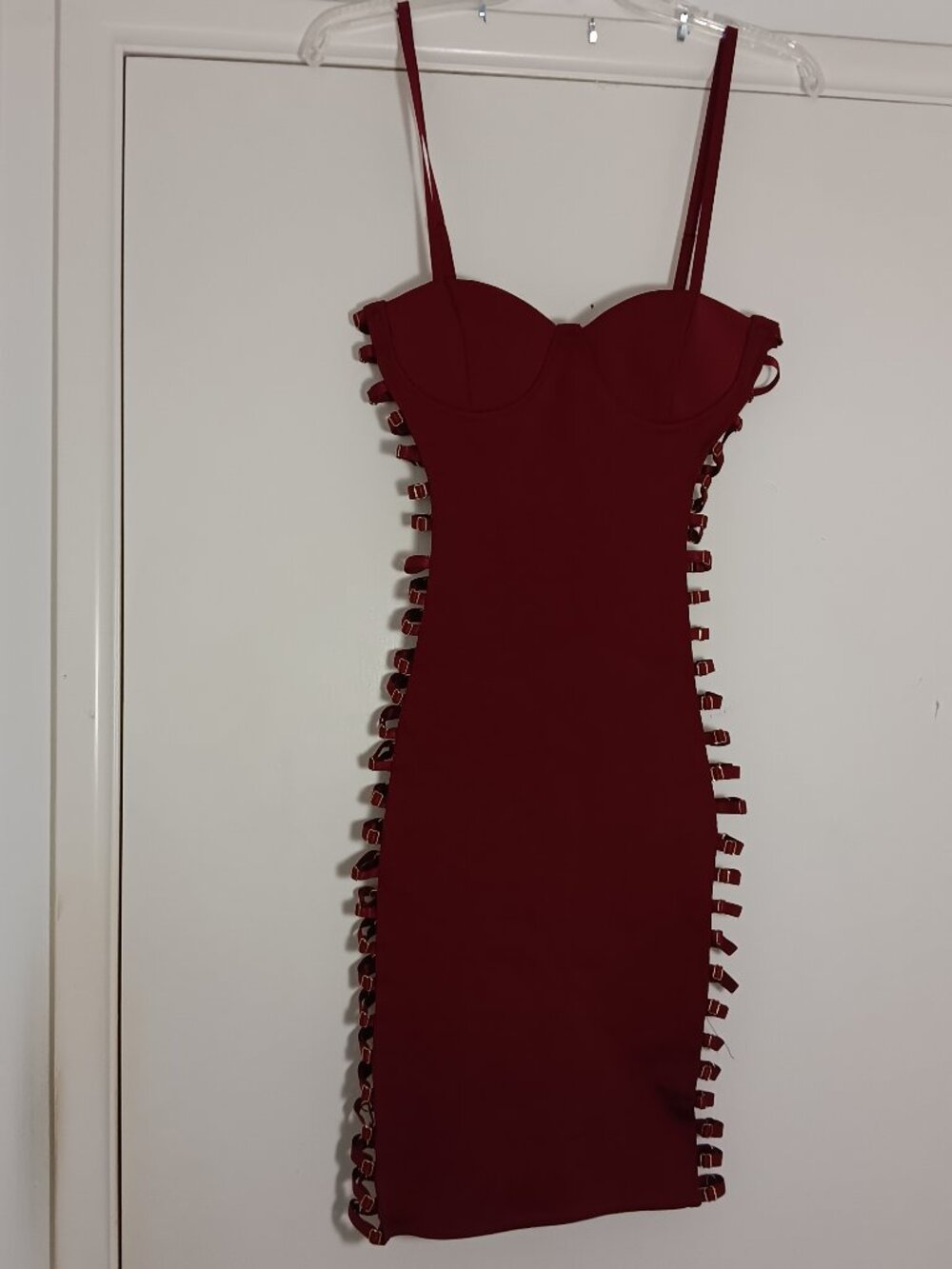 Fashion Nova burgundy bodycon mini dress size S NWT Strappy cutout bustier